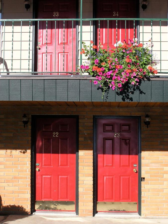 Dutch Cup Motel Sultan Екстер'єр фото